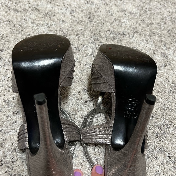 Dress heel - Picture 4 of 5